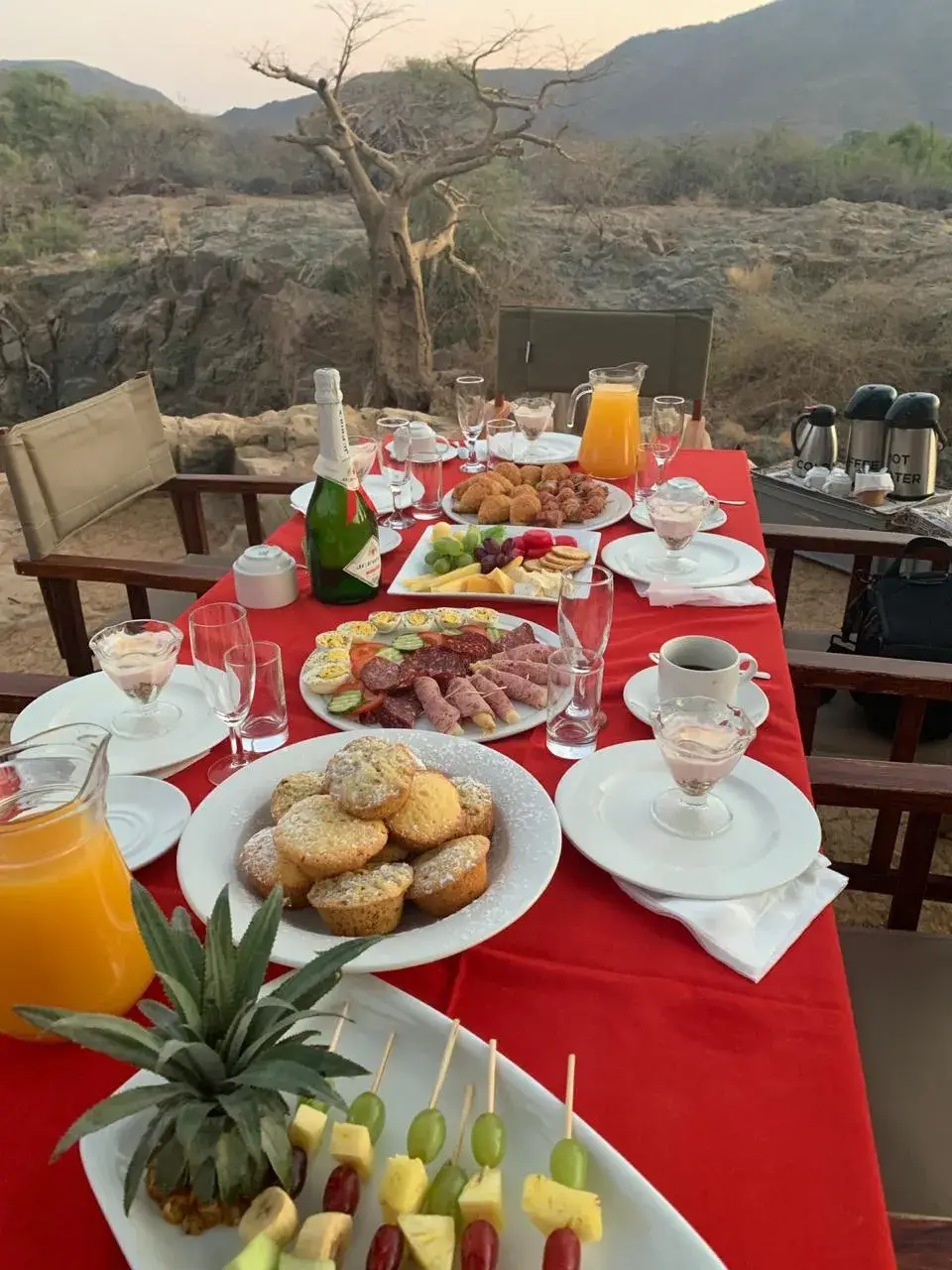 The perfect breakfast with the perfect view!
